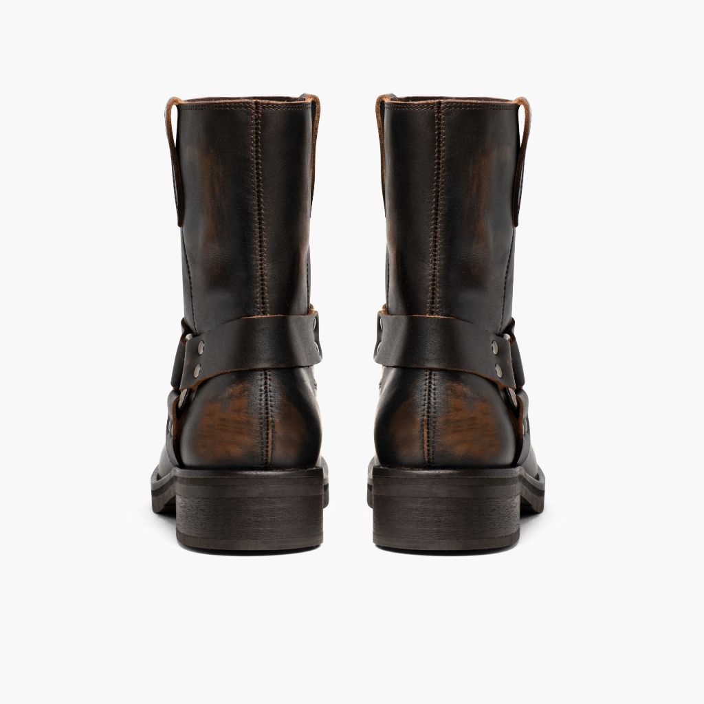 High-Traction Rubber Outsole & Lug Tread Pattern on Women's Outlaw Vintage Brown Leather Boots