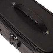 Close-Up Detail of Classic Collar & Heavy-Duty Zipper Hardware on Limone Full-Grain Leather Toiletry Bag
