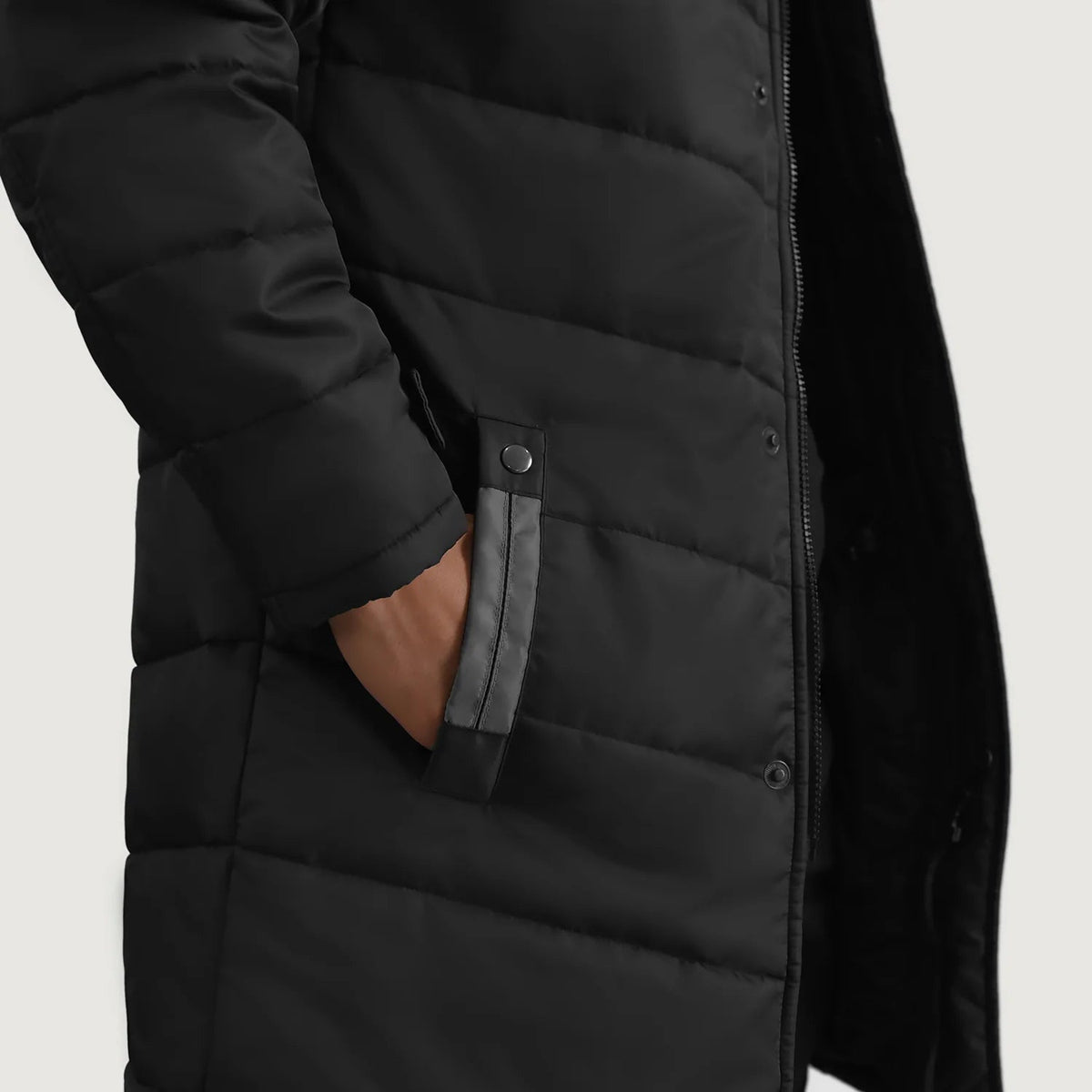 
Close-Up Detail of Classic Collar & Zipper With Snap Button Placket Hardware on Moore Black Hooded Parka